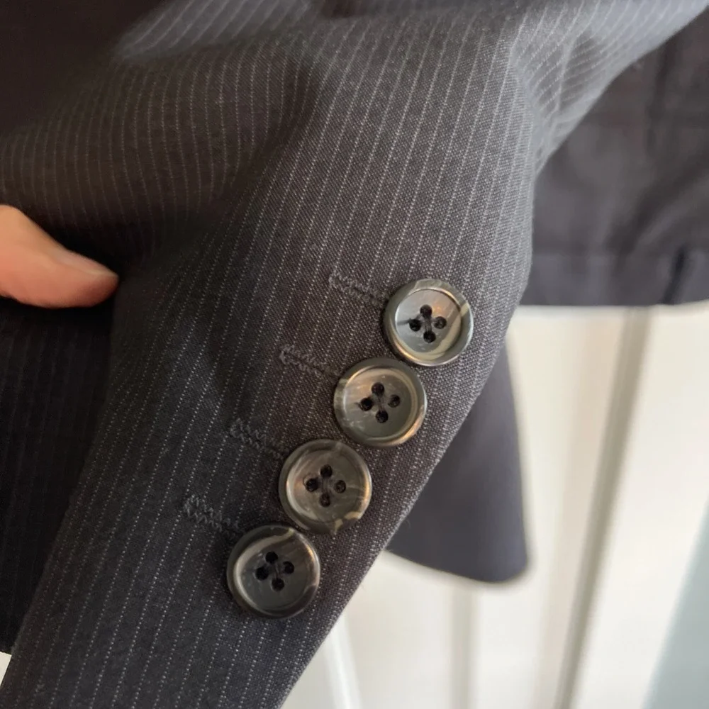 Kenneth Cole Reaction 2pc Dark Gray Suit Men's 42R 36x30